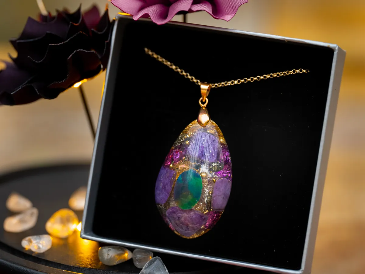 Fertiger Pranatropfen Orgonit-Anhänger in der Schmuckbox – OZ Orgonite