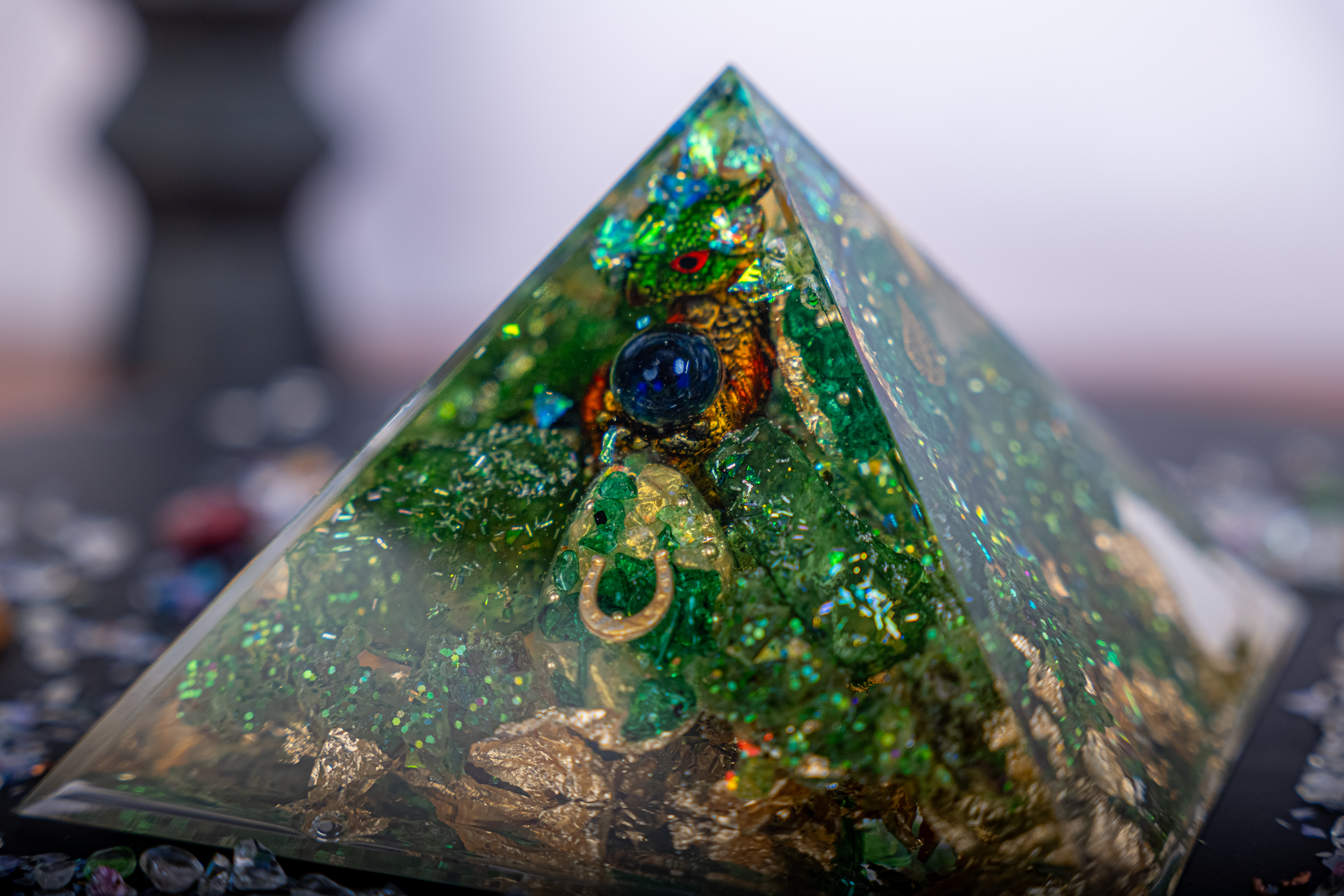 P1029803 Pranacrystal® Premium Green Dragon of Fortune