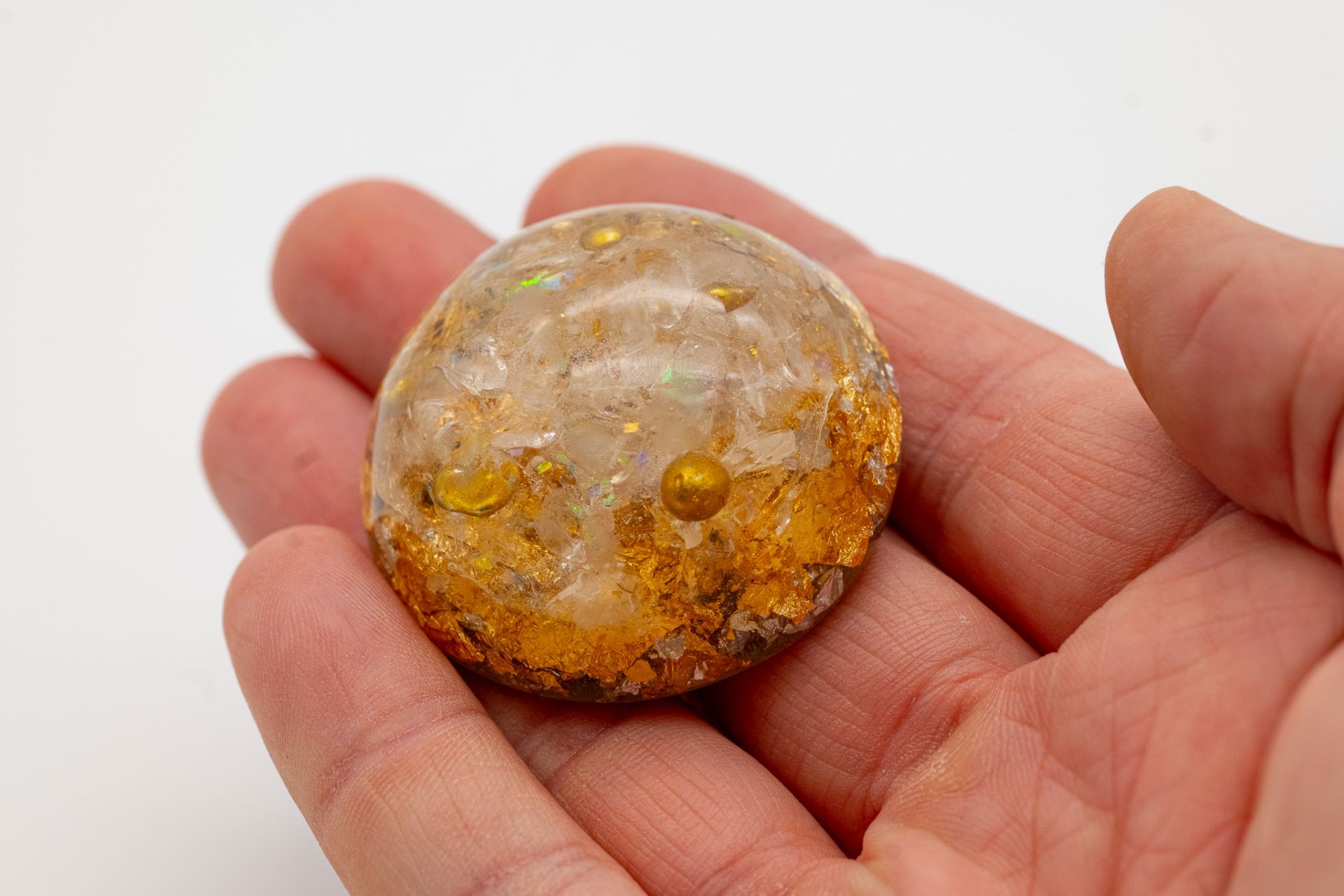 Chakra Steine – energetische Orgonit-Steine für Chakrenarbeit